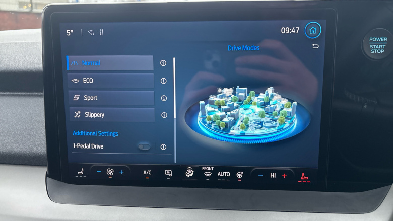 Ford Transit Courier E-Transit Courier 100kW 43kWh Trend Van Auto